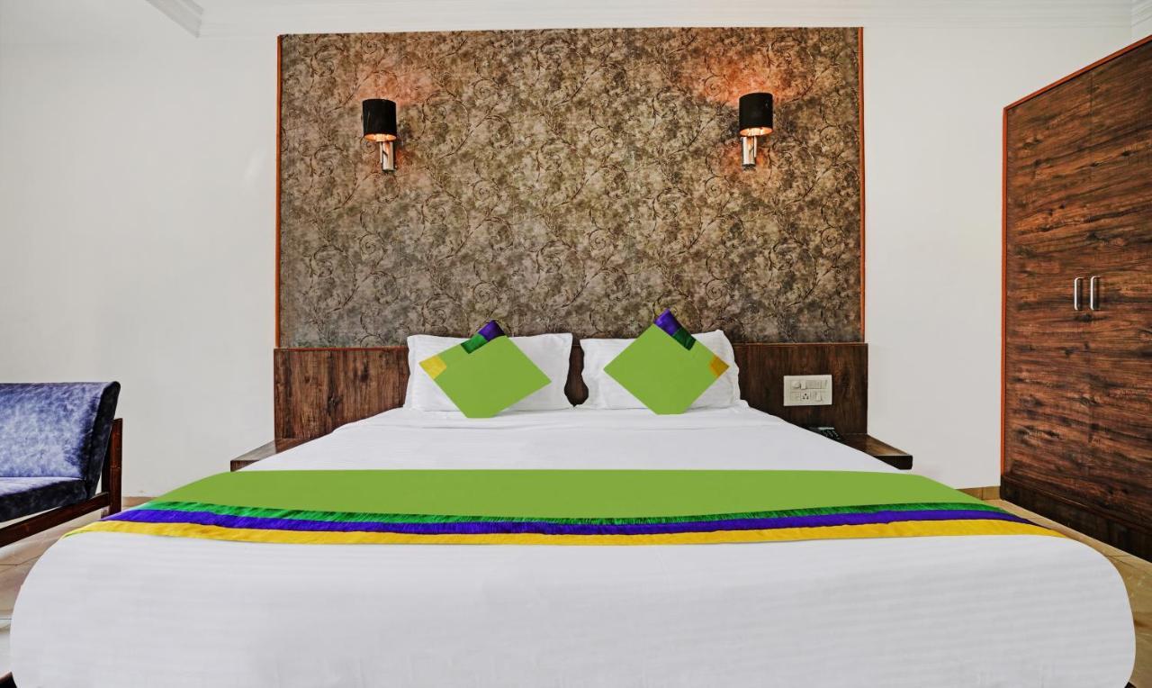 Treebo Varsha Palace Aurangabad  Luaran gambar